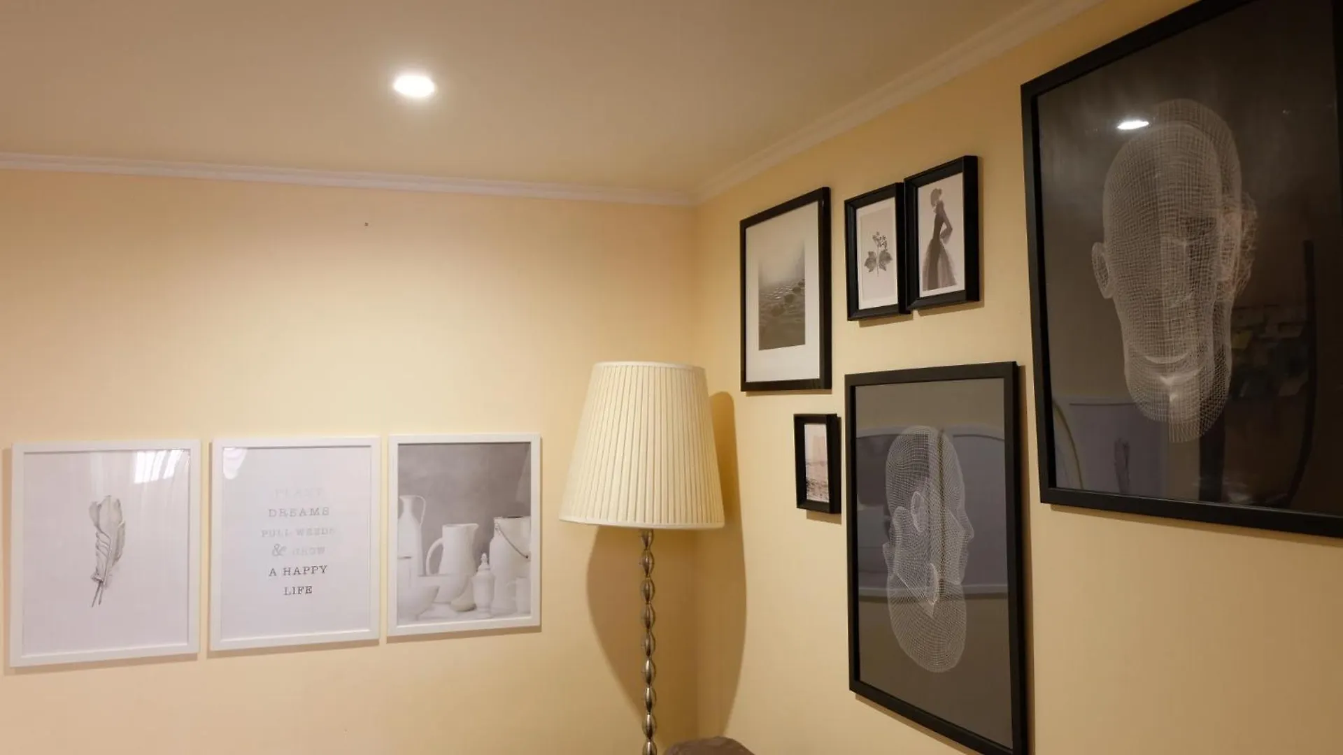 New! Centrale Station “Termini” Loft Rome Apartment